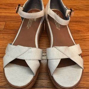 Toms Harper sandals